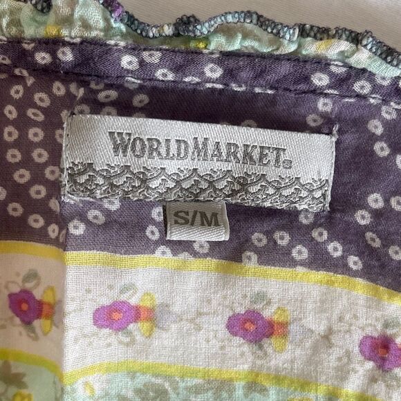 Cost Plus World Market vibrant floral boho lightweight tunic made in India - Picture 5 of 8